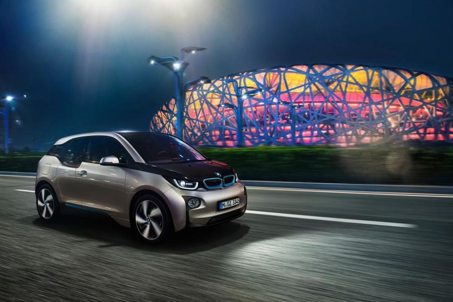  BMW i3 2014 года  (фото 171 из 240)